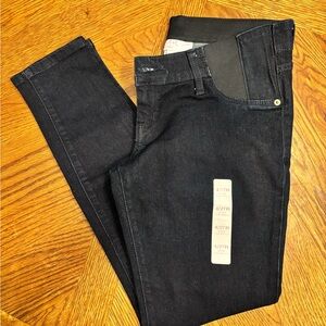 NWOT Isabel Maternity by Ingrid & Isabel Black Skinny Jeans